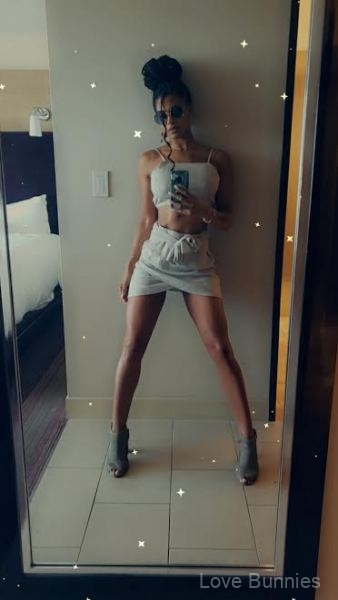 Shay-is-a-model-and-hostess-in-LV-1