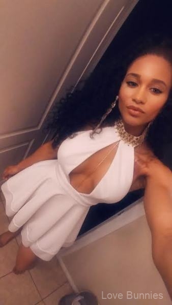 Shay-is-a-model-and-hostess-in-LV-2