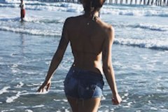 zara-booty-beach