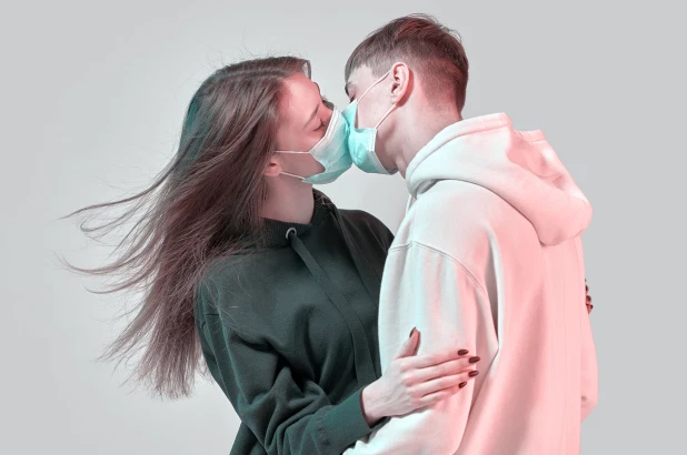 Quarantine and chill: How New Yorkers are mating and dating during coronavirus