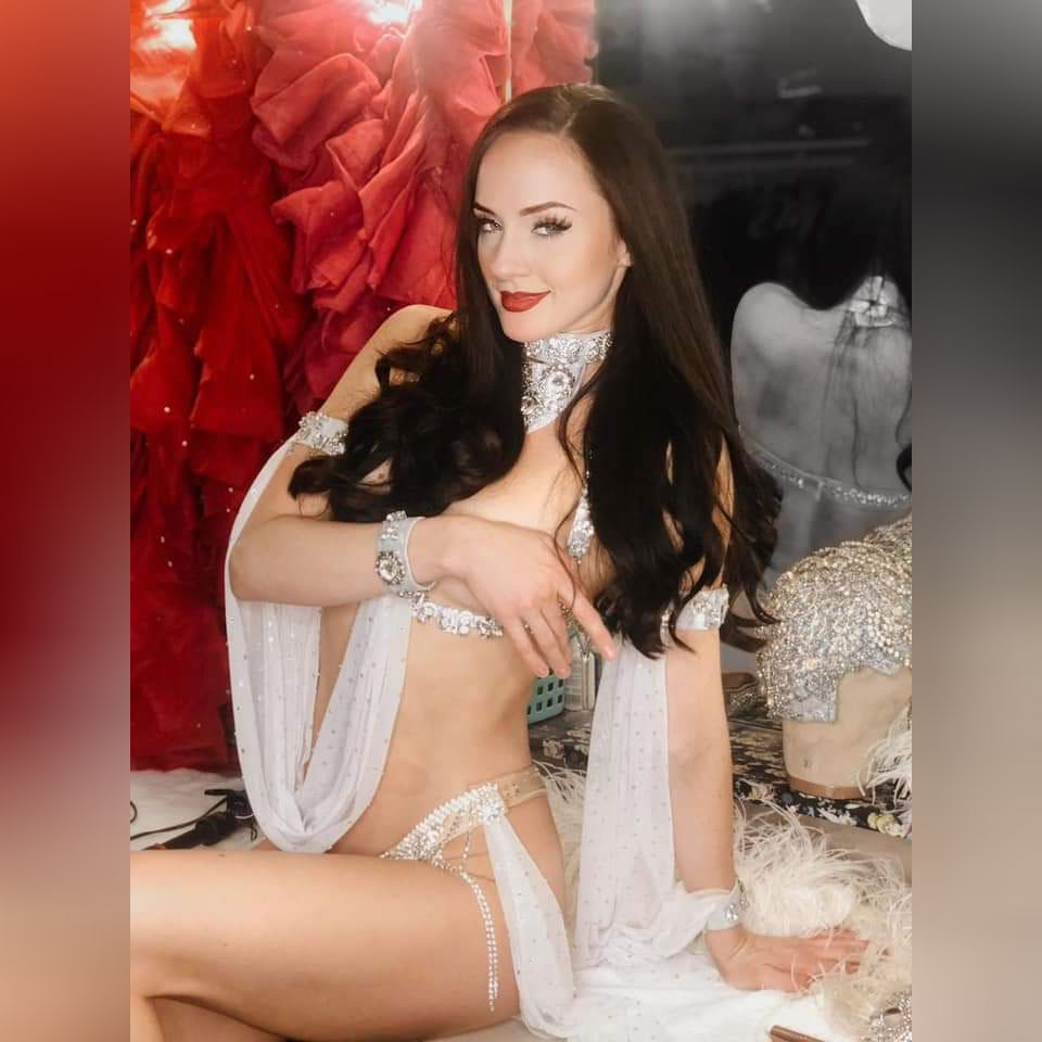 Vanessa is a fitness model and dancer in Las Vegas