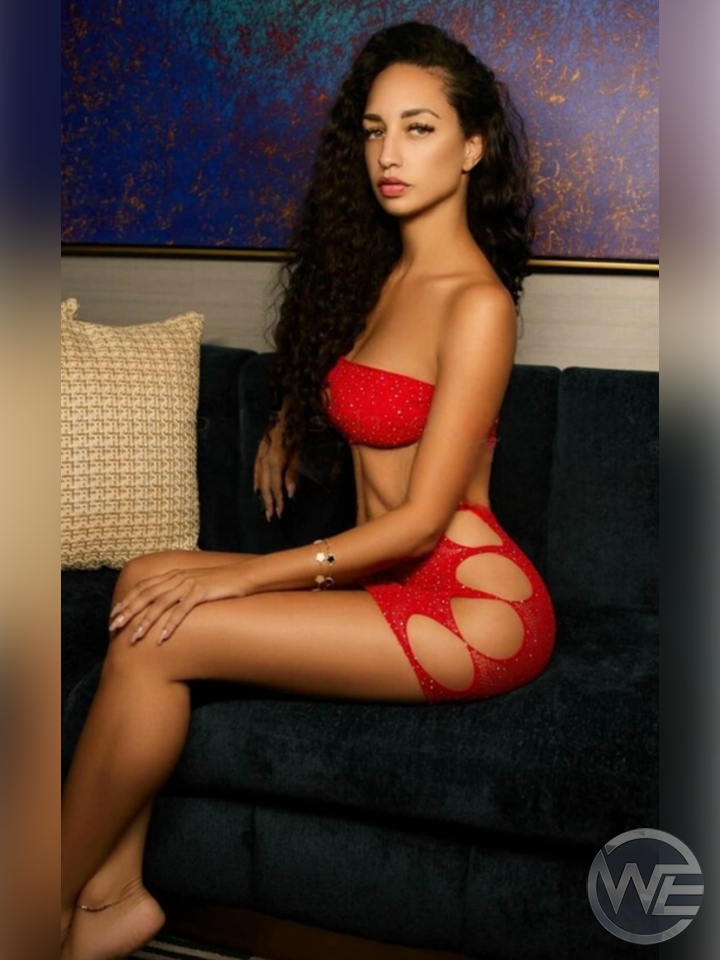 Love Bunny London - Artfully Alluring Exotic Dancer & Stripper in Las Vegas